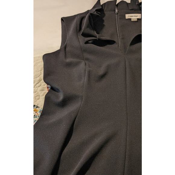Calvin Klein Black Stretch Crepe Ruffle V-Neck Fit & Flare Dress Womens Sz 12 - Picture 6 of 11